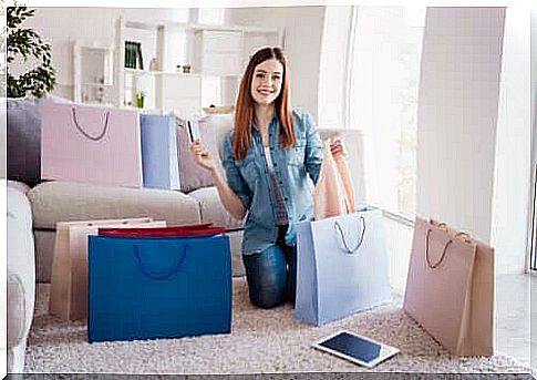 4 Signs You Are Addicted to Shopping