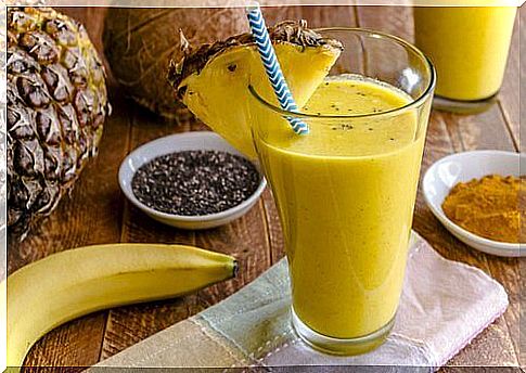 banana-drink and chia-seeds