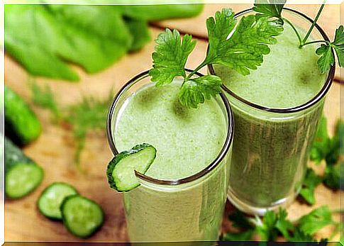 Green juices against water retention