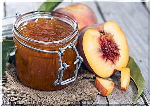 Peach jelly and fruit properties