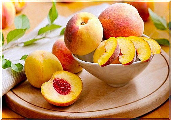 fresh peaches