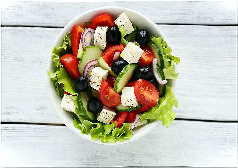 Recipe to surprise with a delicious Greek salad