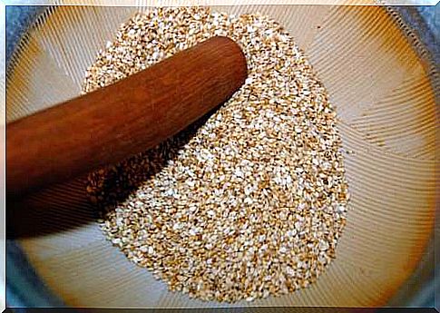 Sesame salt in red rice