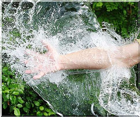 avoid hot water to fight varicose veins